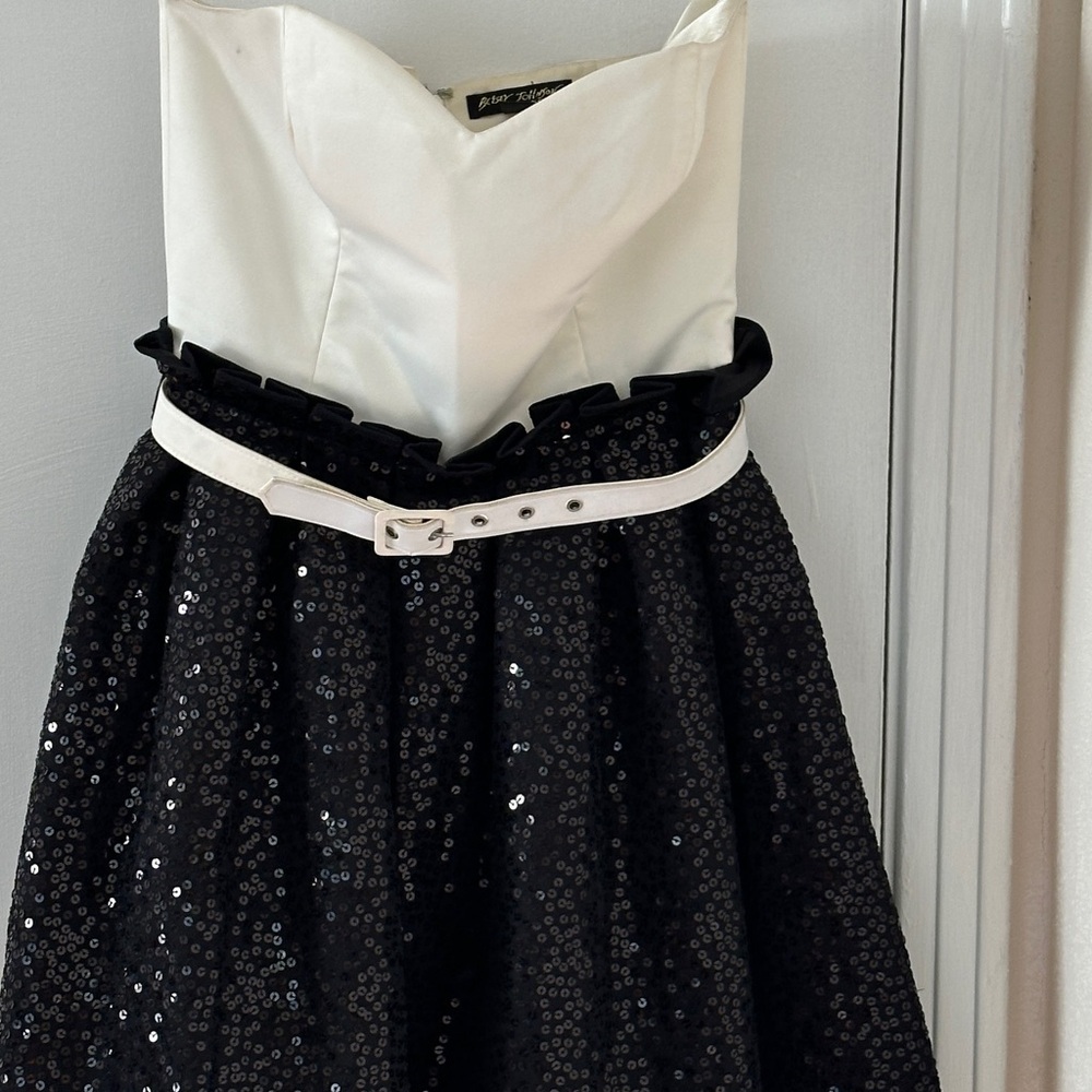 Betsey Johnson Black and White Sequin Strapless Dress Size 6